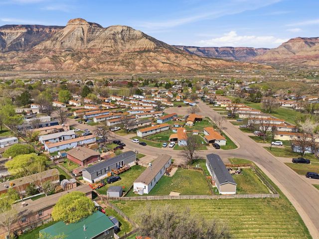 20 Iron Wedge Circle, Parachute, CO 81635