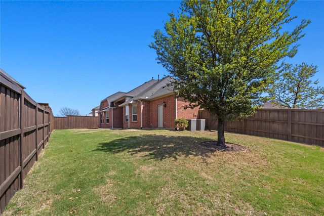 338 Aspen Lane, Frisco, TX 75036