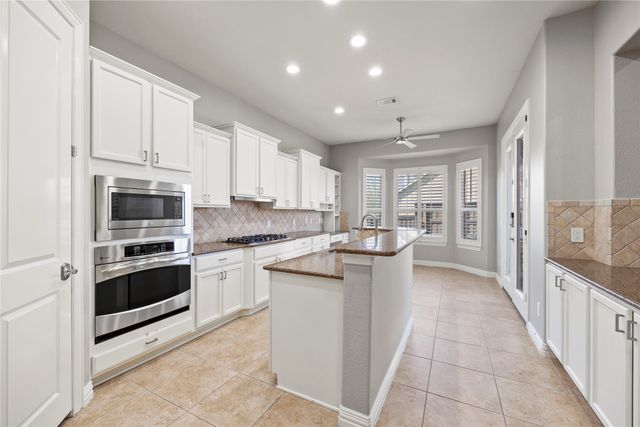 338 Aspen Lane, Frisco, TX 75036