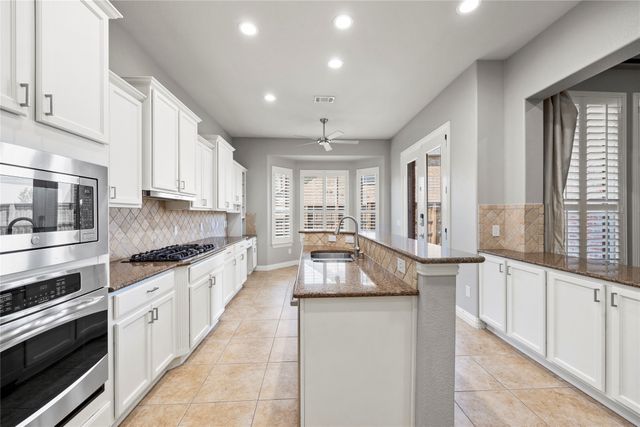 338 Aspen Lane, Frisco, TX 75036