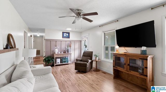 514 DIVERSEY STREET, Rainbow City, AL 35906