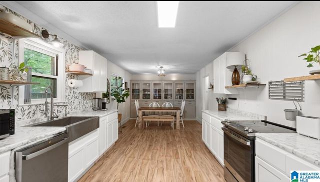 514 DIVERSEY STREET, Rainbow City, AL 35906