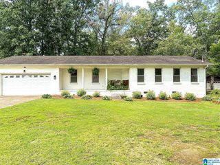 514 DIVERSEY STREET, Rainbow City, AL 35906