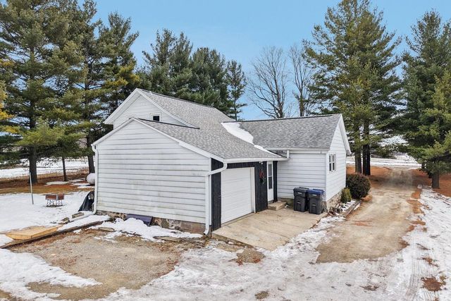 W5608 French Road, Johnson Creek, WI 53038