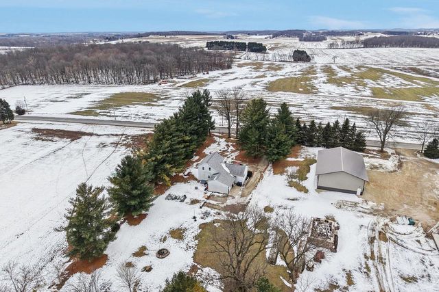 W5608 French Road, Johnson Creek, WI 53038