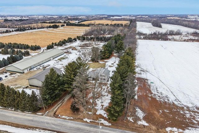 W5608 French Road, Johnson Creek, WI 53038