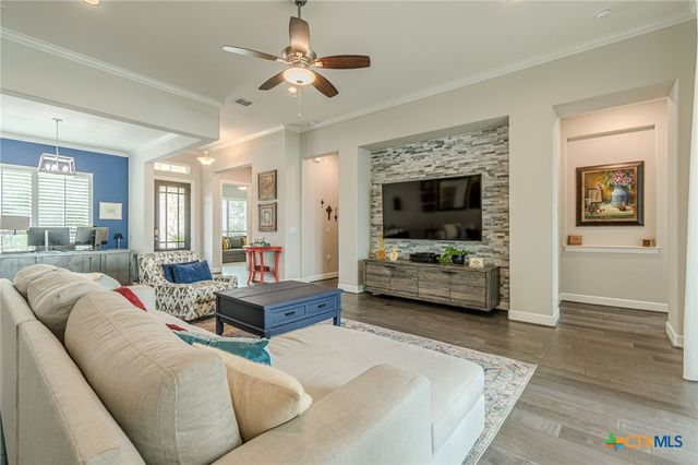 309 Hopping Peach Street, San Marcos, TX 78666
