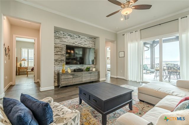 309 Hopping Peach Street, San Marcos, TX 78666
