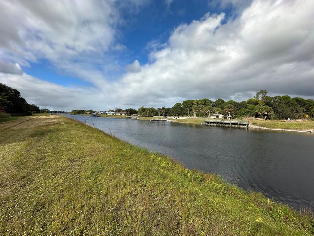 1975 SW Import Drive, Port St Lucie, FL 34953