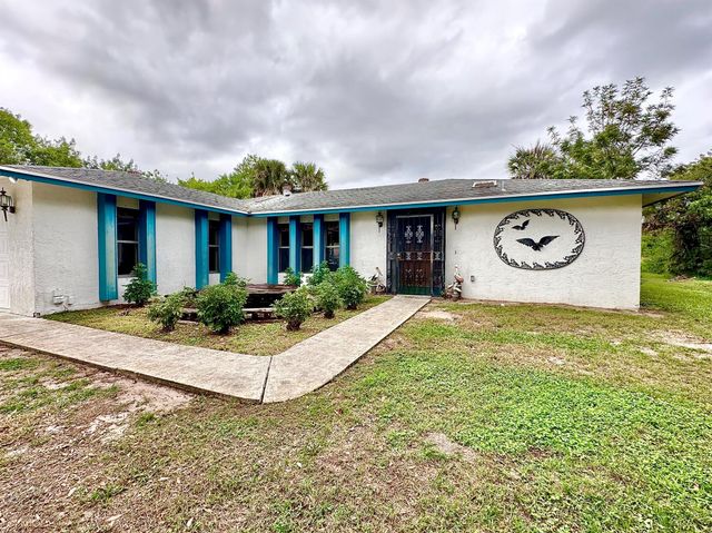 1975 SW Import Drive, Port St Lucie, FL 34953