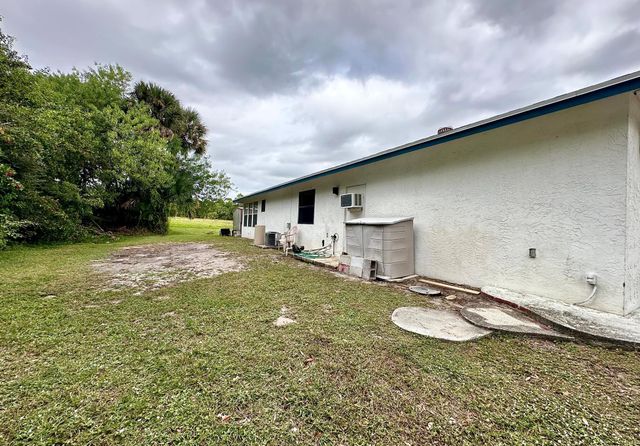 1975 SW Import Drive, Port St Lucie, FL 34953