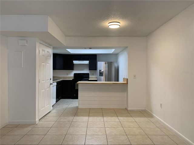 4106 ASHFORD GREEN PLACE 102, Tampa, FL 33613