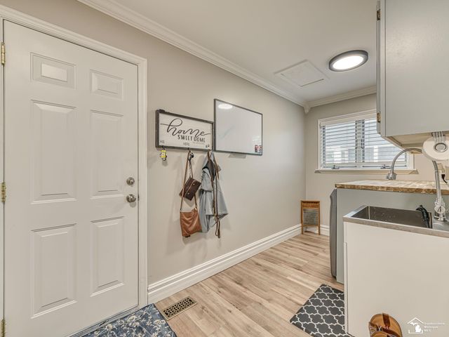 7773 Church Road, Grosse Ile Twp, MI 48138