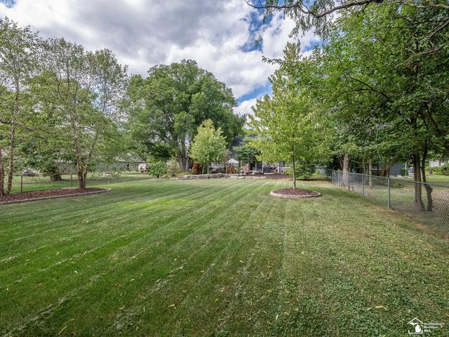 7773 Church Road, Grosse Ile Twp, MI 48138