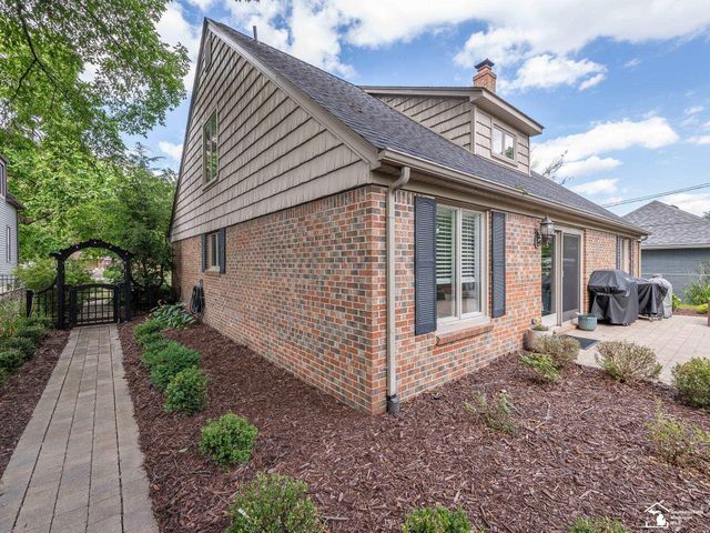7773 Church Road, Grosse Ile Twp, MI 48138