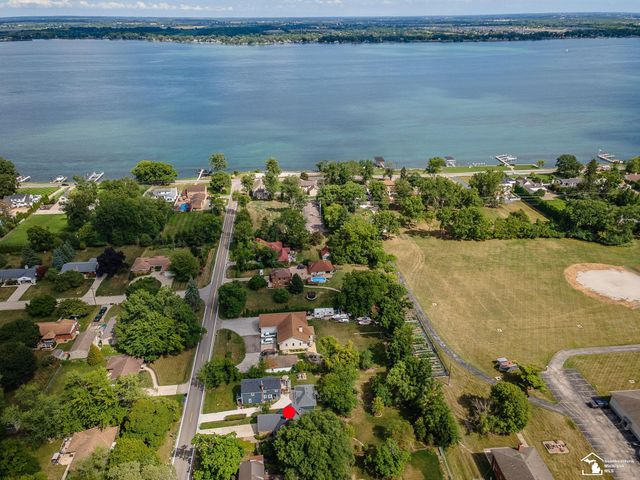 7773 Church Road, Grosse Ile Twp, MI 48138