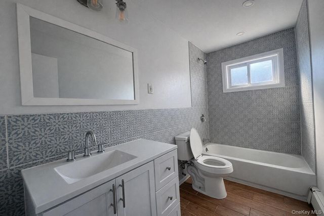 1726 Plainview Avenue, Far Rockaway, NY 11691