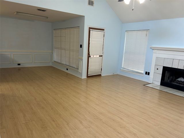 2114 Montclair Lane, Lewisville, TX 75067