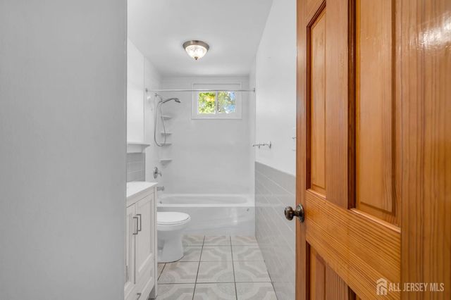 341 Middle Road, Hazlet, NJ 07730