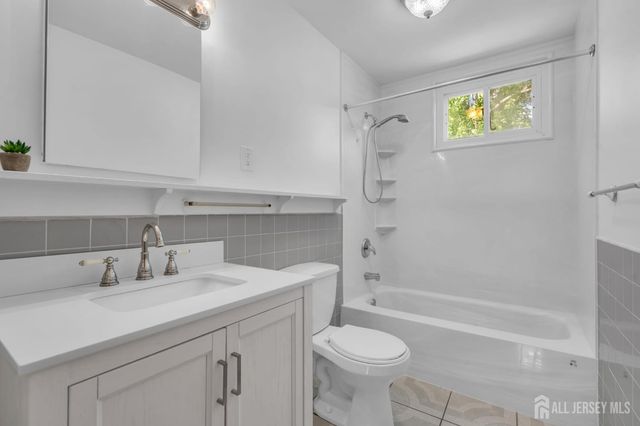 341 Middle Road, Hazlet, NJ 07730