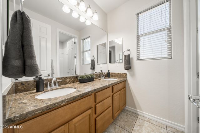 20562 E RAVEN Drive, Queen Creek, AZ 85142