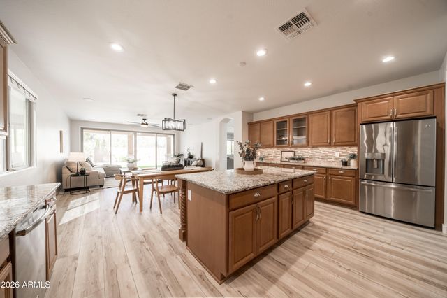 20562 E RAVEN Drive, Queen Creek, AZ 85142