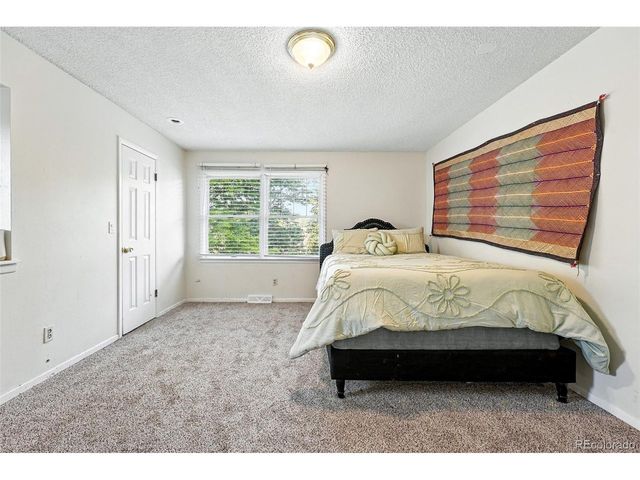 1341 S Blackhawk Way, Aurora, CO 80012