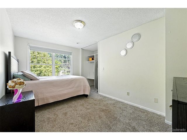 1341 S Blackhawk Way, Aurora, CO 80012