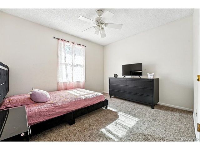 1341 S Blackhawk Way, Aurora, CO 80012