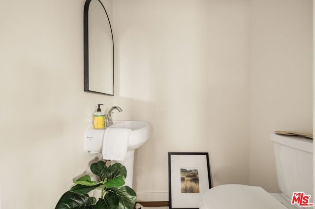 2517 Eastlake Avenue, Los Angeles, CA 90031