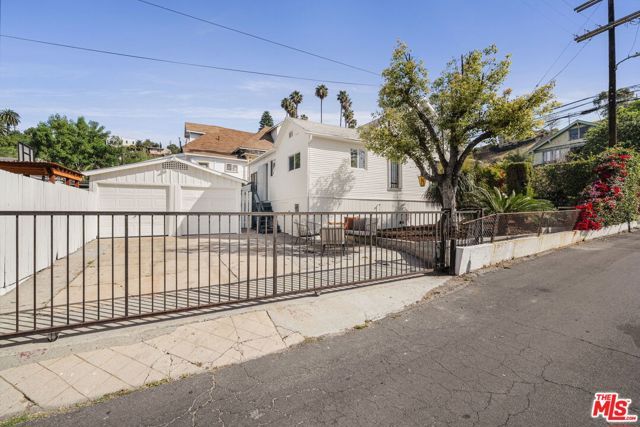 2517 Eastlake Avenue, Los Angeles, CA 90031