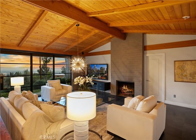 660 Chaparral Road, Sierra Madre, CA 91024