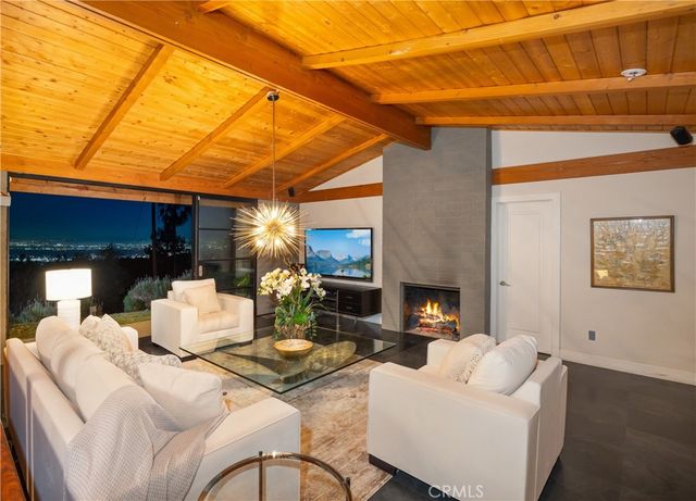 660 Chaparral Road, Sierra Madre, CA 91024