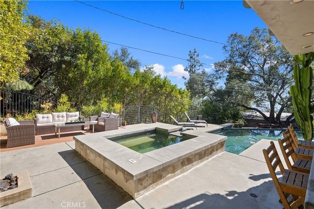 660 Chaparral Road, Sierra Madre, CA 91024