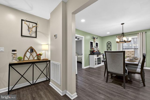 145 WEST ST, Stephens City, VA 22655