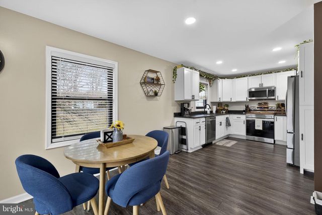 145 WEST ST, Stephens City, VA 22655