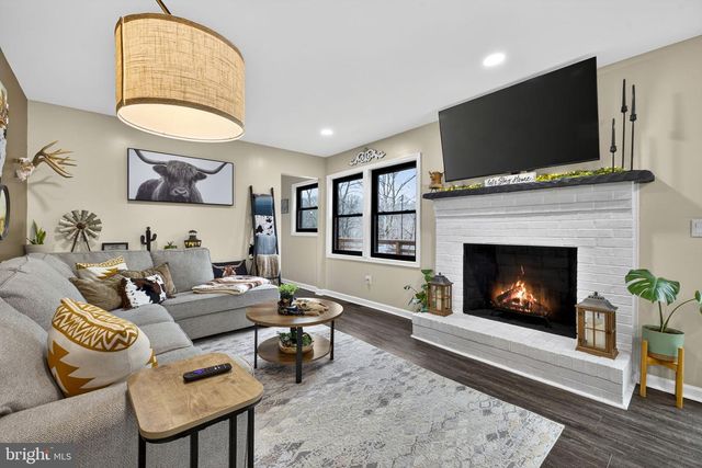 145 WEST ST, Stephens City, VA 22655