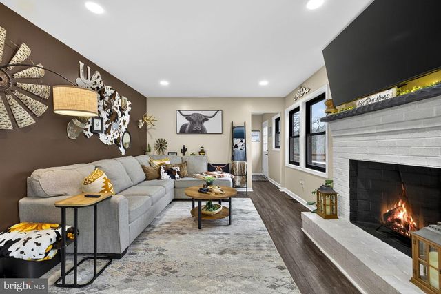 145 WEST ST, Stephens City, VA 22655