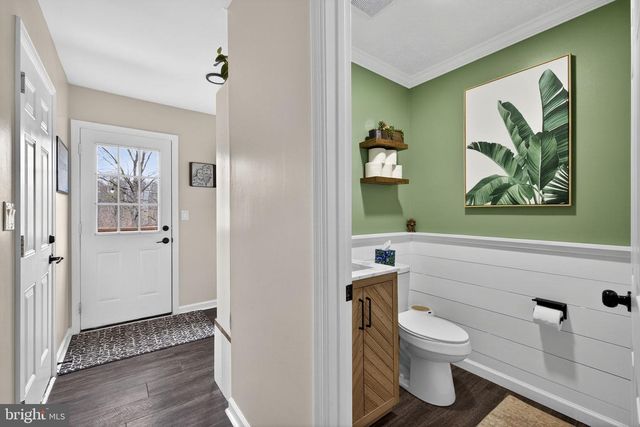 145 WEST ST, Stephens City, VA 22655