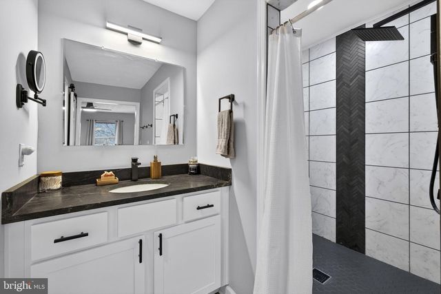 145 WEST ST, Stephens City, VA 22655