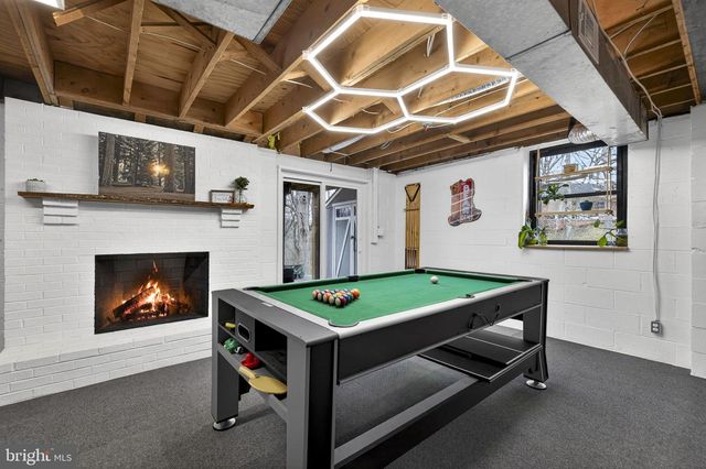 145 WEST ST, Stephens City, VA 22655