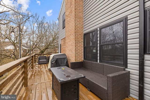 145 WEST ST, Stephens City, VA 22655