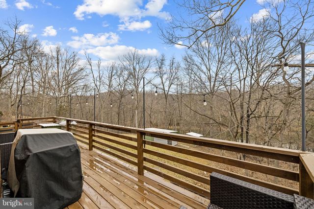 145 WEST ST, Stephens City, VA 22655