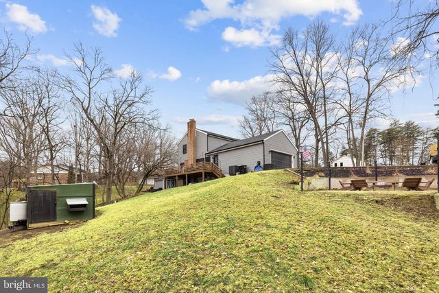 145 WEST ST, Stephens City, VA 22655