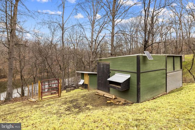 145 WEST ST, Stephens City, VA 22655