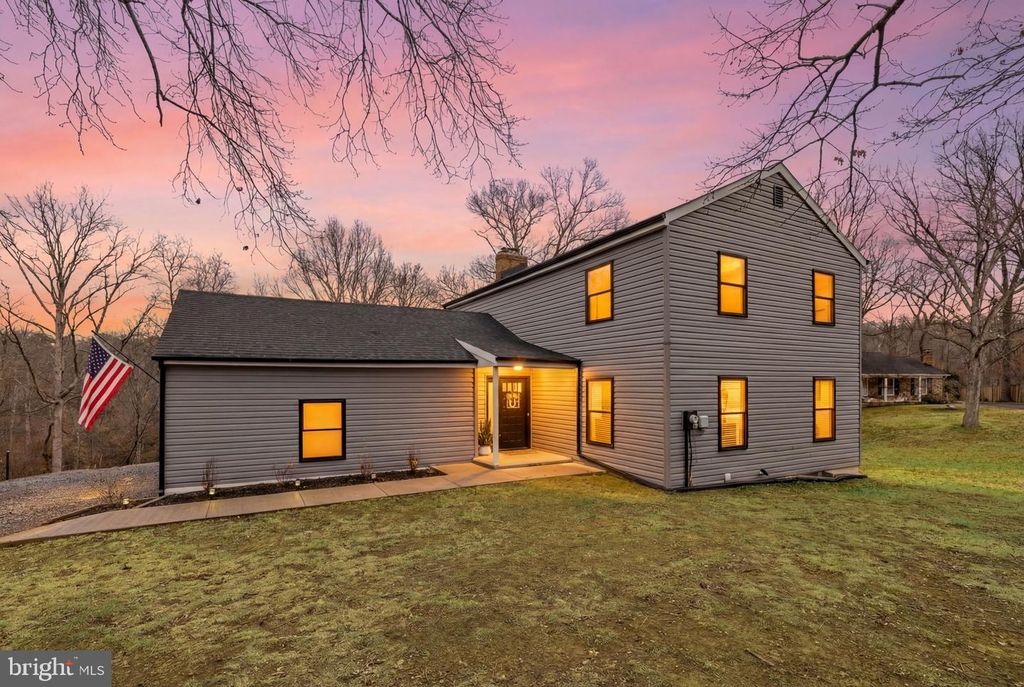 145 WEST ST, Stephens City, VA 22655