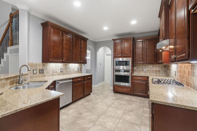 2605 Westleton Lane, Conroe, TX 77304
