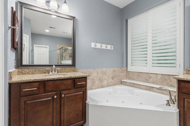 2605 Westleton Lane, Conroe, TX 77304
