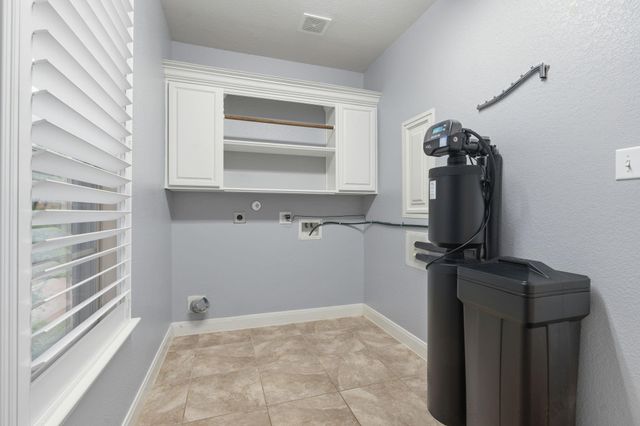 2605 Westleton Lane, Conroe, TX 77304