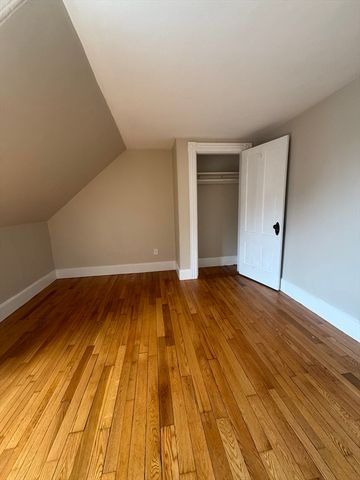 9 Evans 3, Marblehead, MA 01945